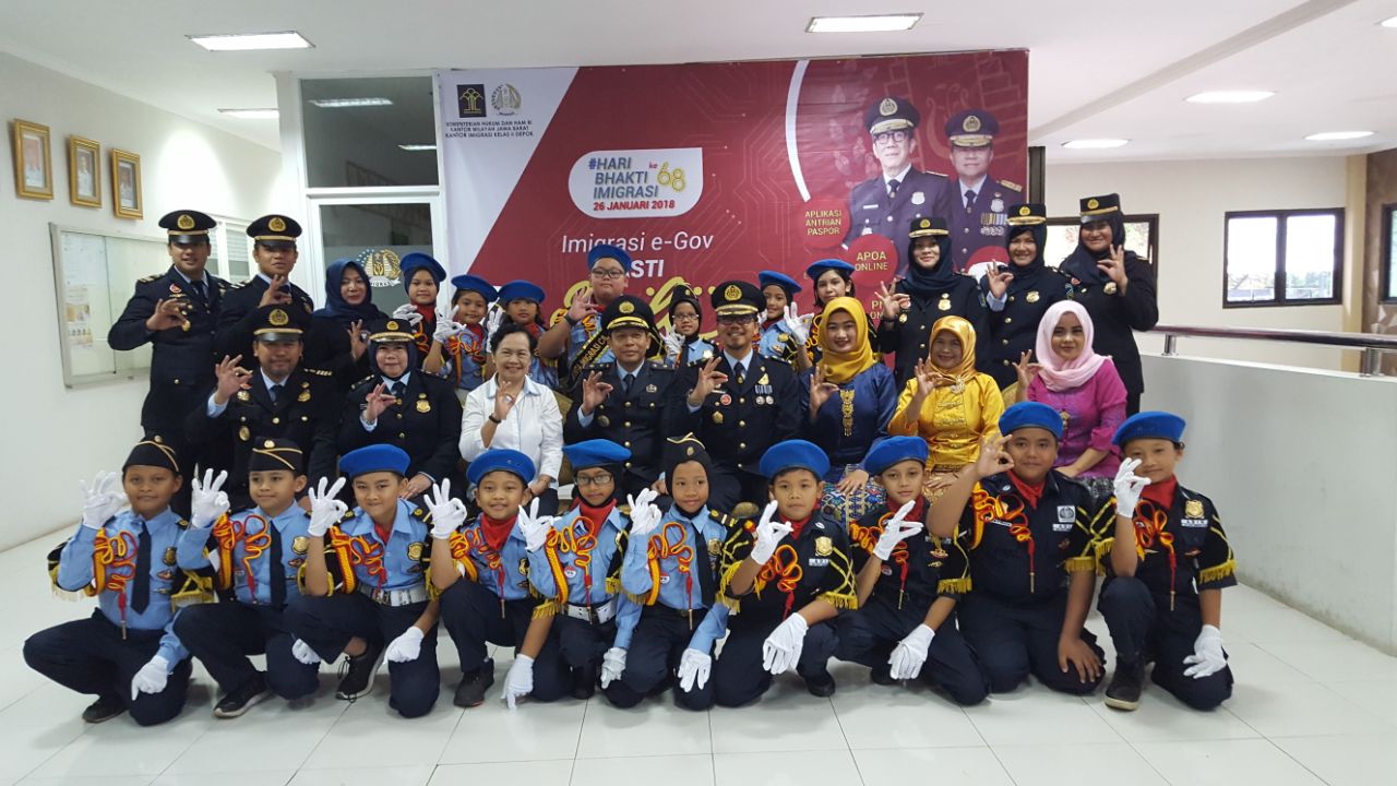 Upacara peringatan Hari Bhakti Imigrasi ke-68
